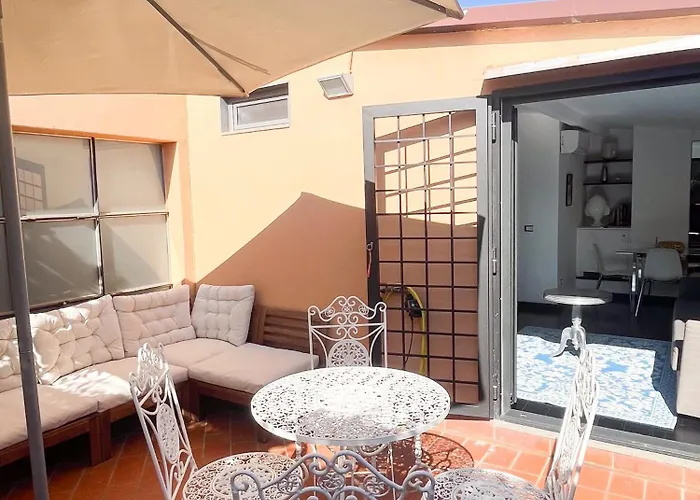 La Casa Nella Stanza *